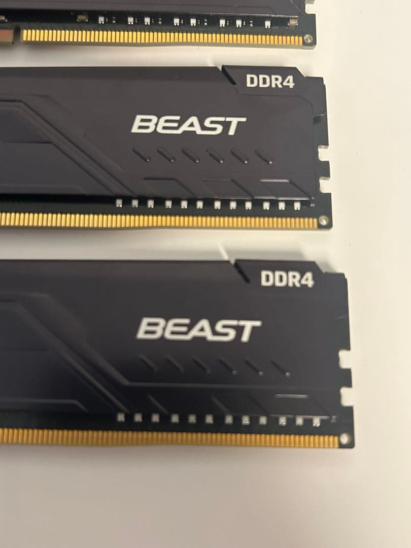 大容量64GB構成kingston16GB×4枚