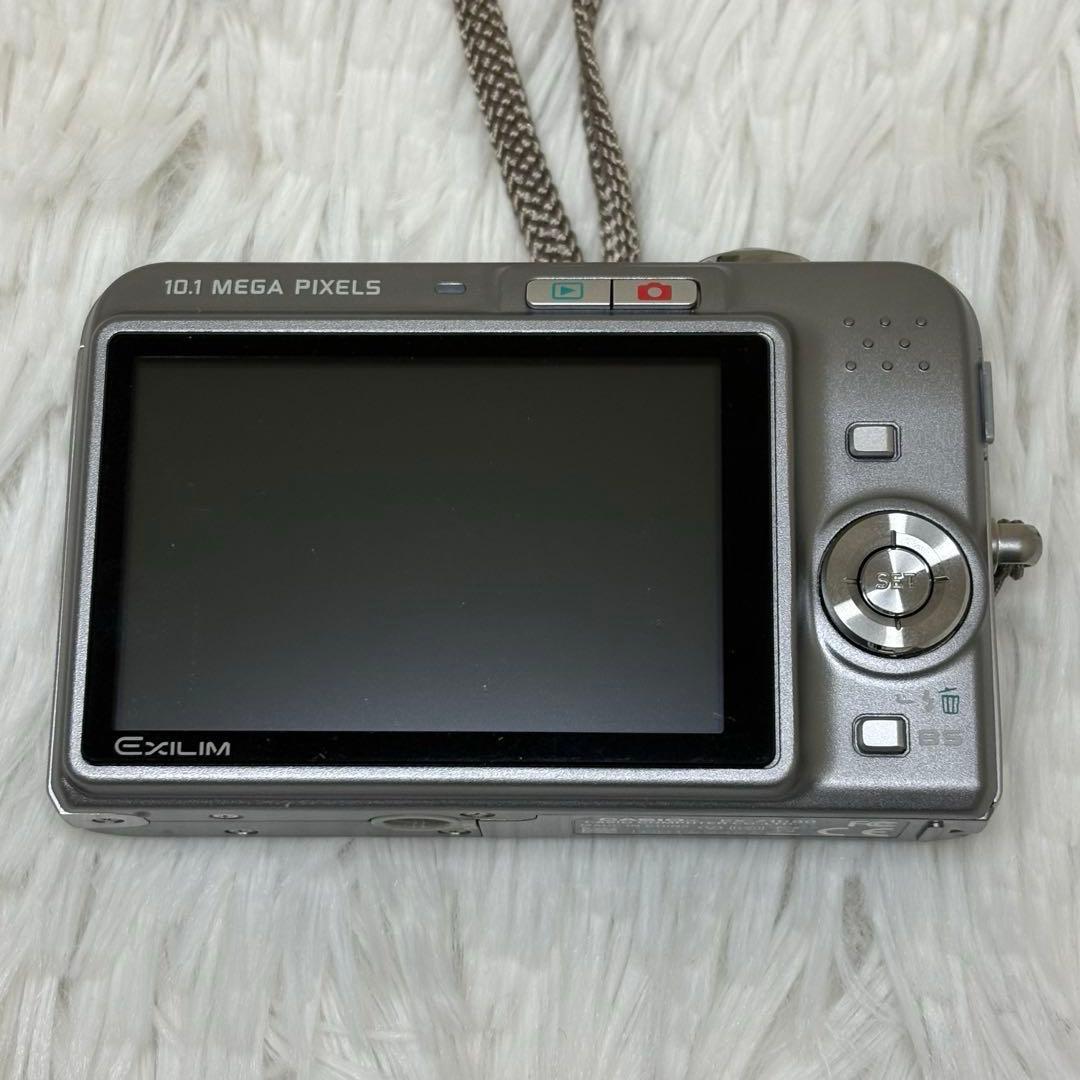 美品　CASIO カメラ　EX-Z1080 充電器　箱　グレー　コンデジ　動作品