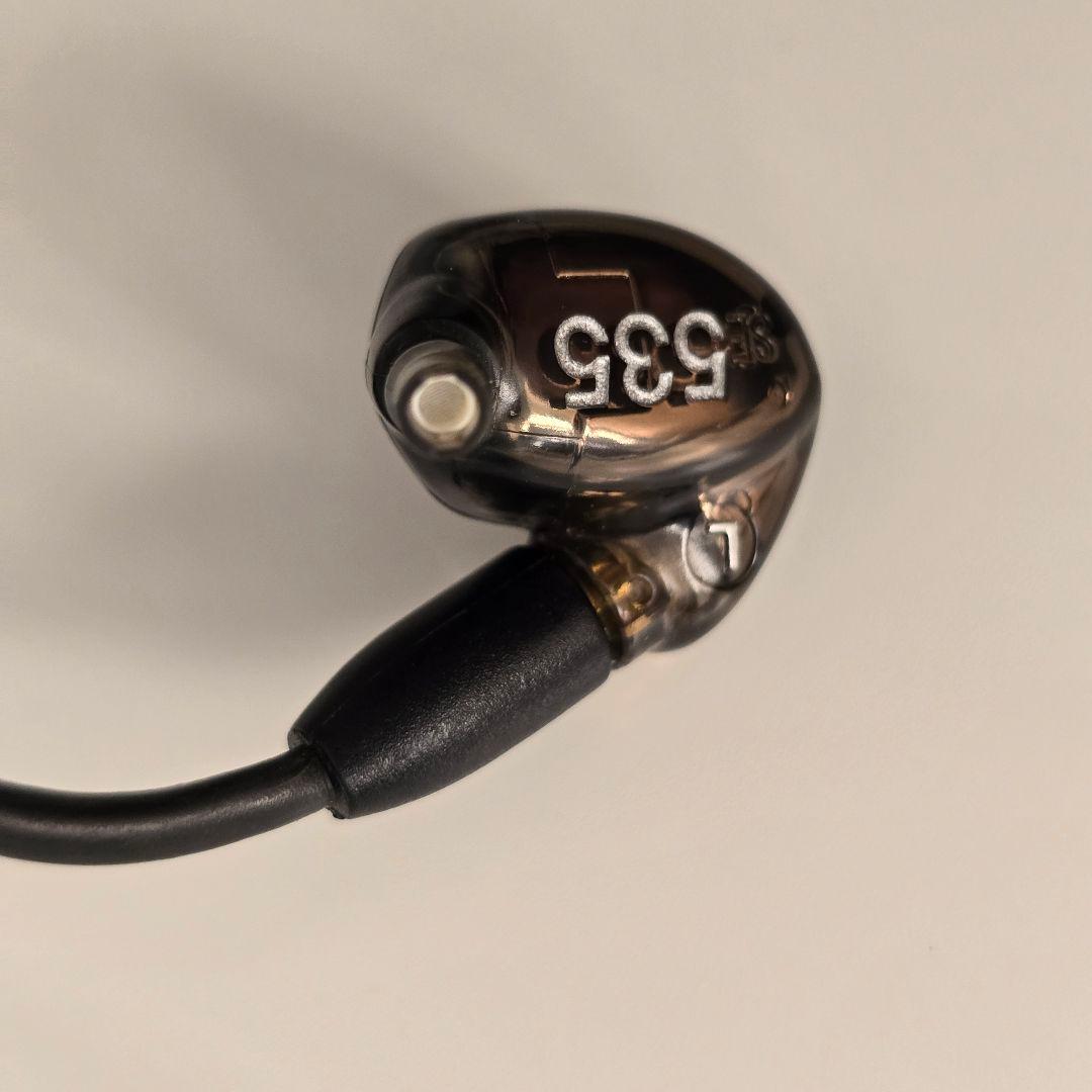SHURE SE535 イヤホン (ケース付き)