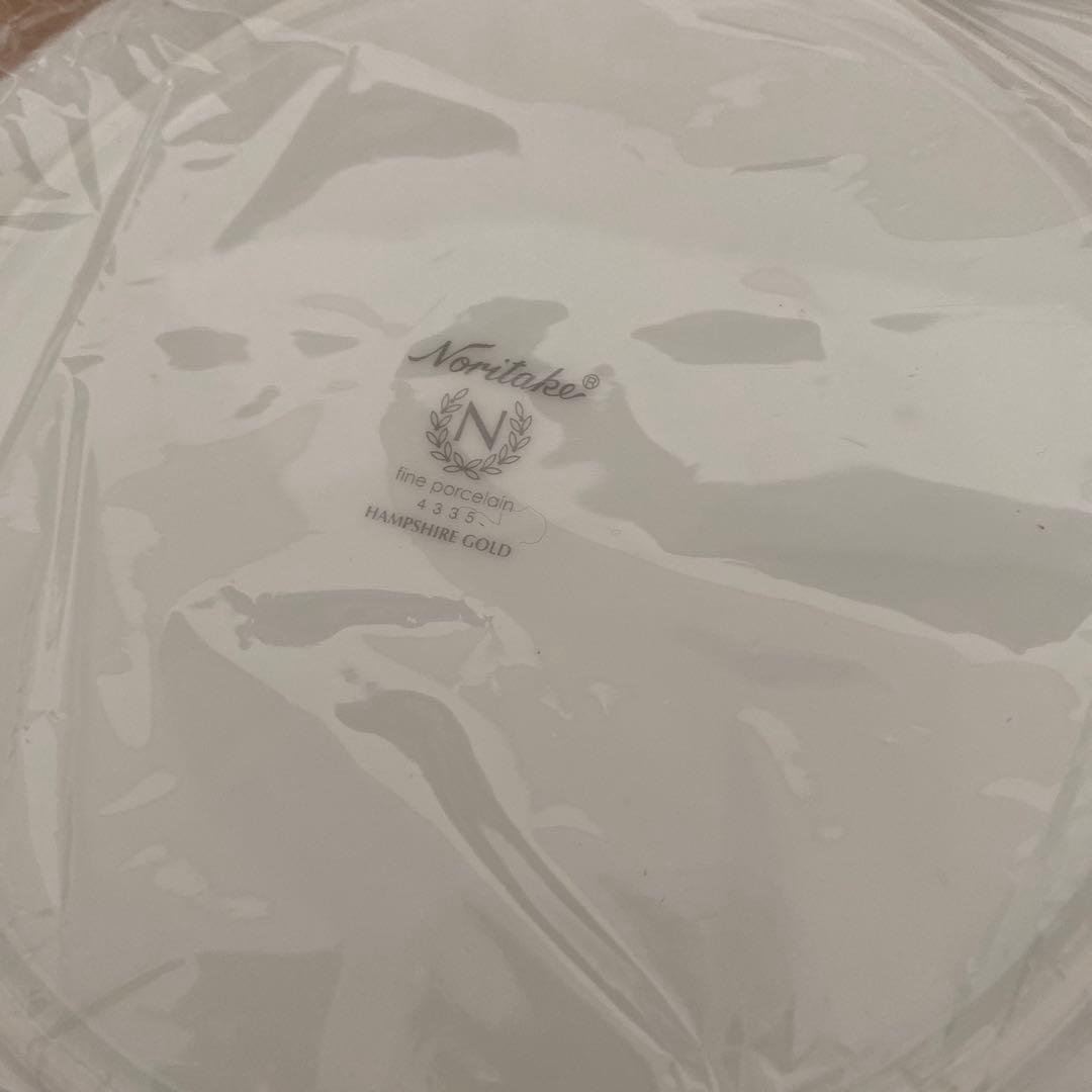 【新品未使用】Noritake 食器セット お皿　マグカップ　ペア
