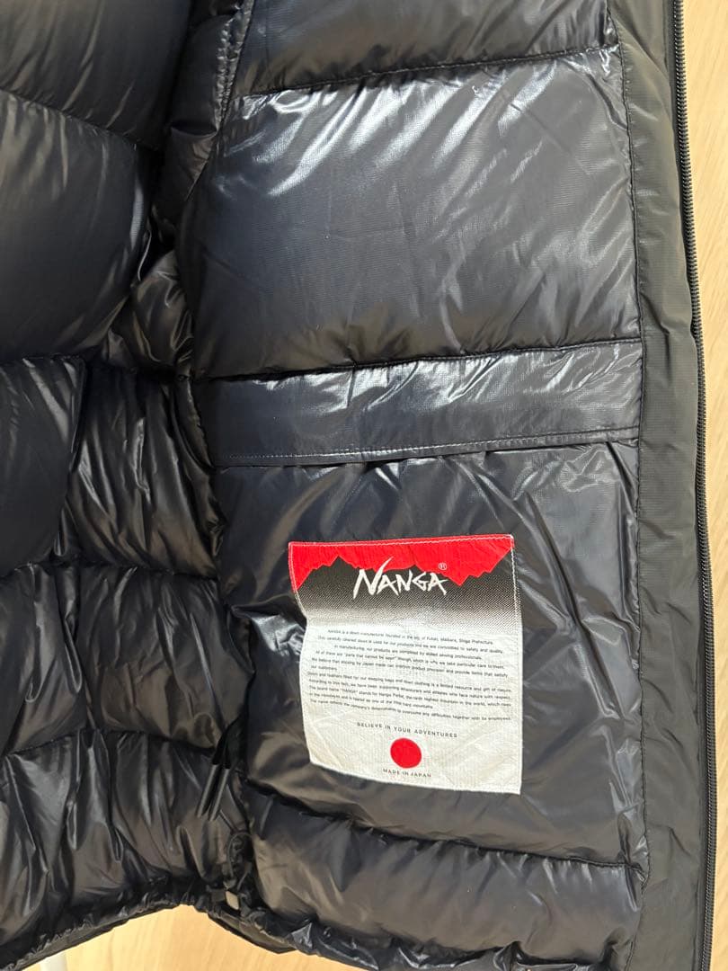 新品同様 ナンガ オーロラテックスライトダウン ミカミ Mサイズ ブラック