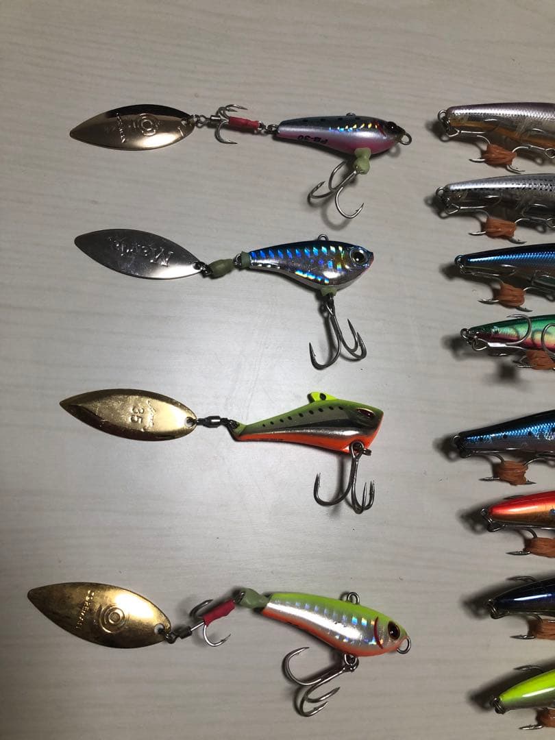 シーバスルアーセット 20個 多少の傷汚れ有り