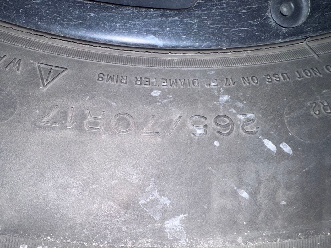 スタッドレス　ホイール　デルタフォースオーバル　ミシュラン　プラド