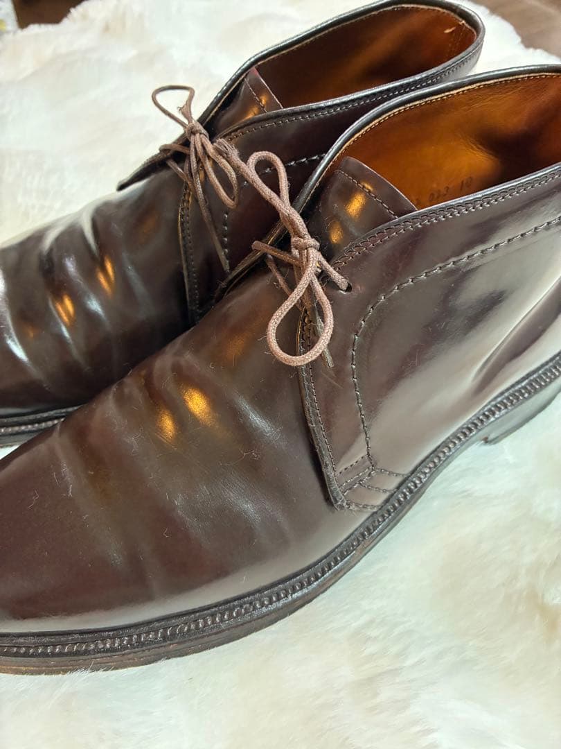 27cm オールデン　チャッカブーツ　バーガンディー　純正シューツリー、袋付き