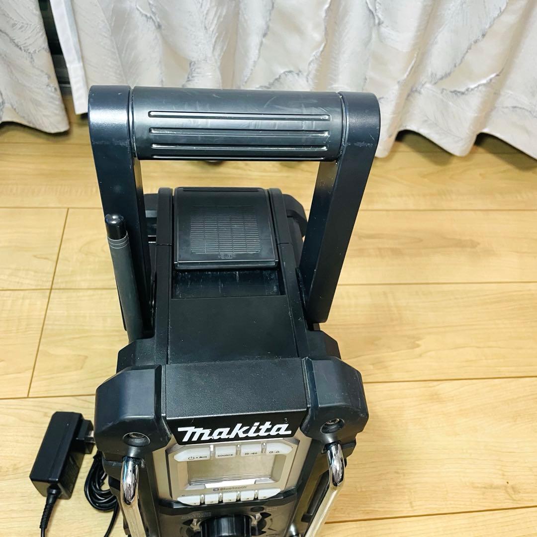 美品✨マキタ　Makita　現場ラジオ　Bluetooth 防災　MR108