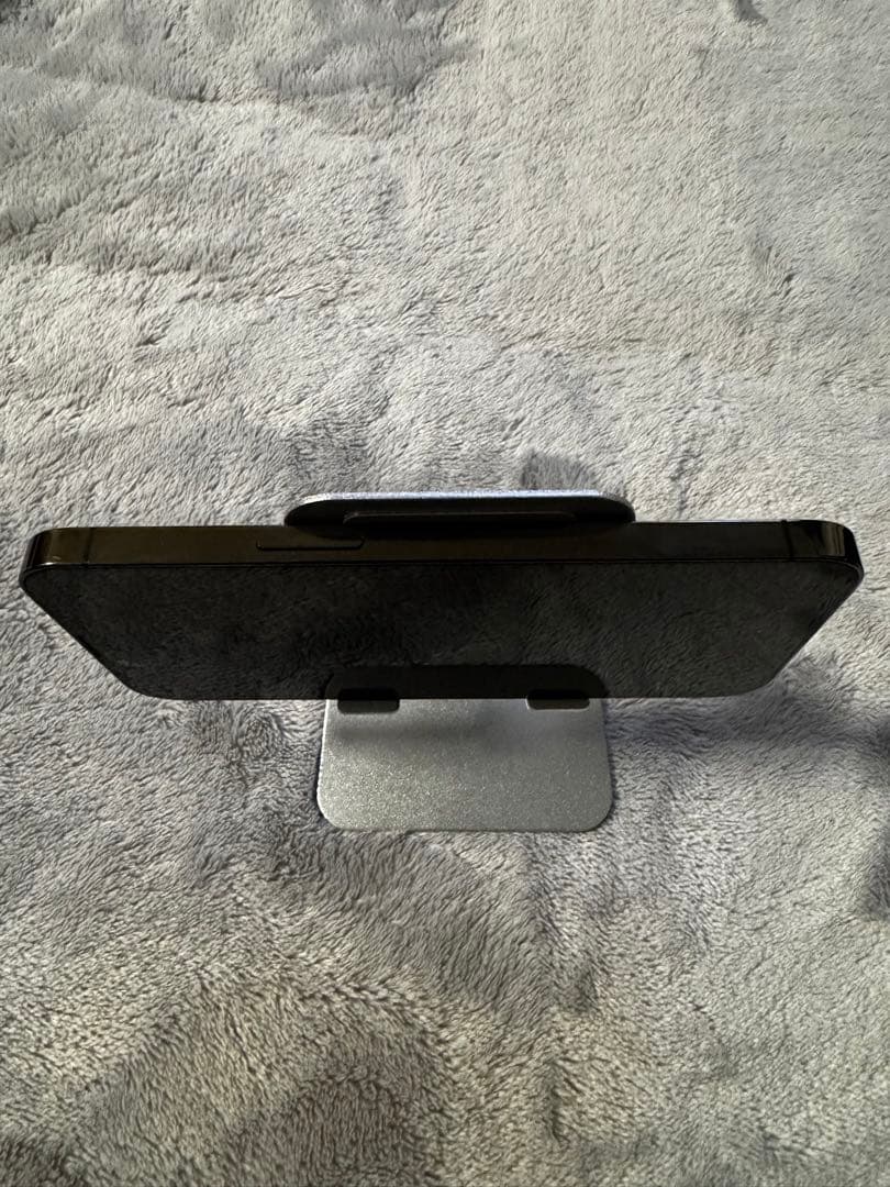 【美品】Apple iPhone 13 Pro グラファイト カバー付