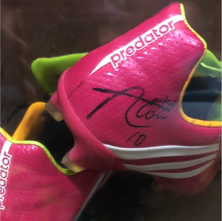 サッカースパイク アディダス