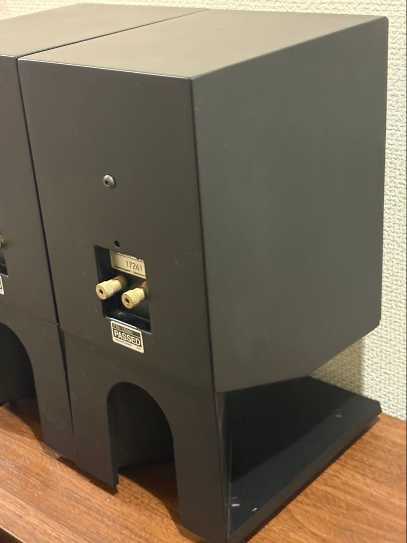 Bowers & Wilkins（B&W）CM1 black