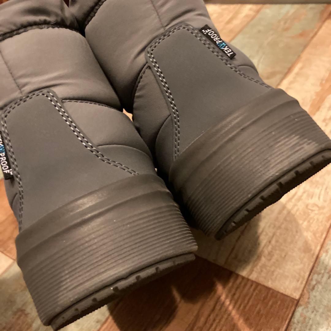 【着用回数少なめ】ノースフェイス　スノーブーツ　ウォータープルーフ　24cm