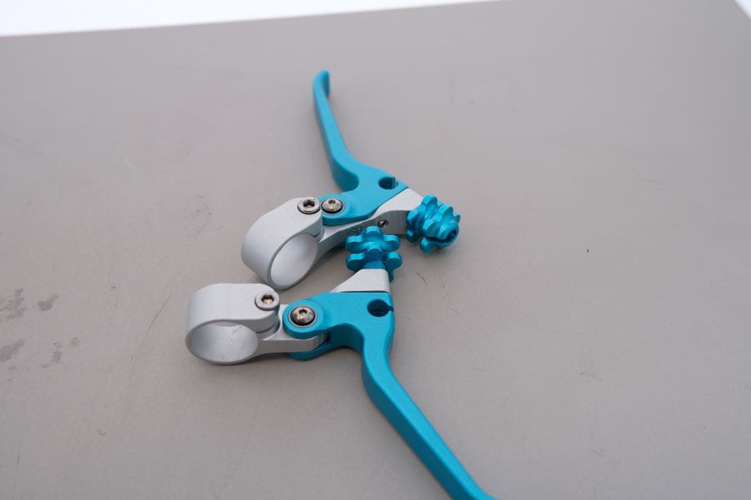 Paul canti lever simworks ターコイズ blue lug