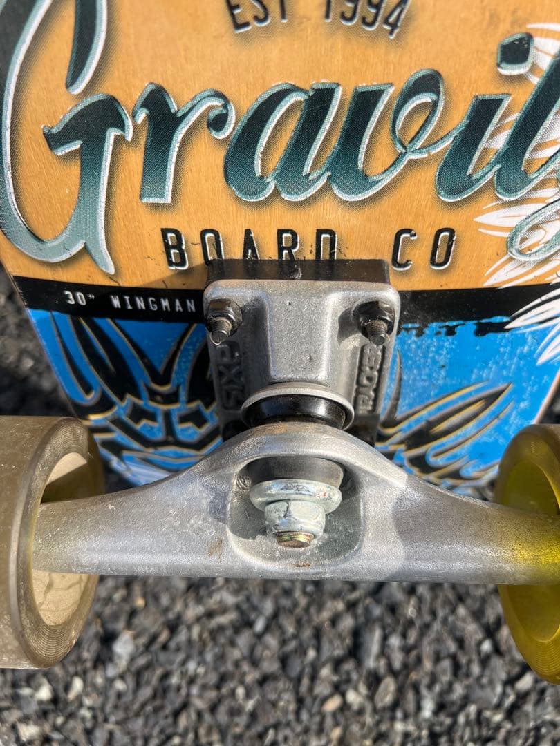 Gravity Skateboards コンプリートスケートボード