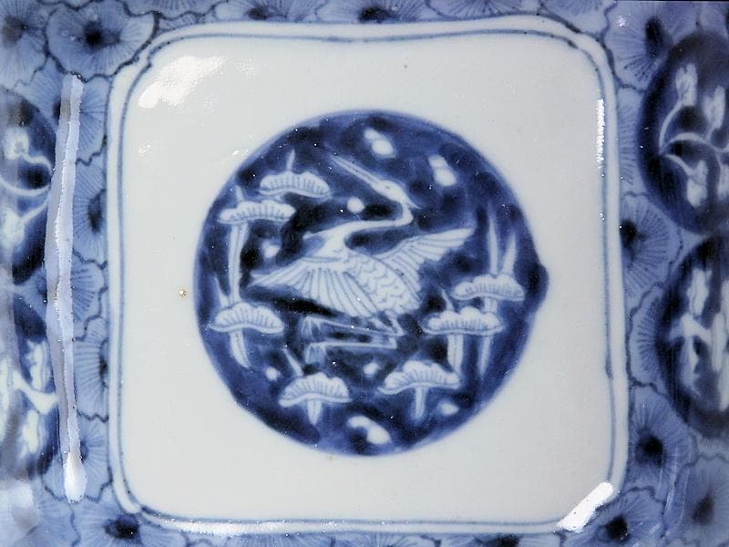 古伊万里　染付　撫子繋ぎ　丸紋に松と鶴の図 四方皿　５客　A055AS-CXs