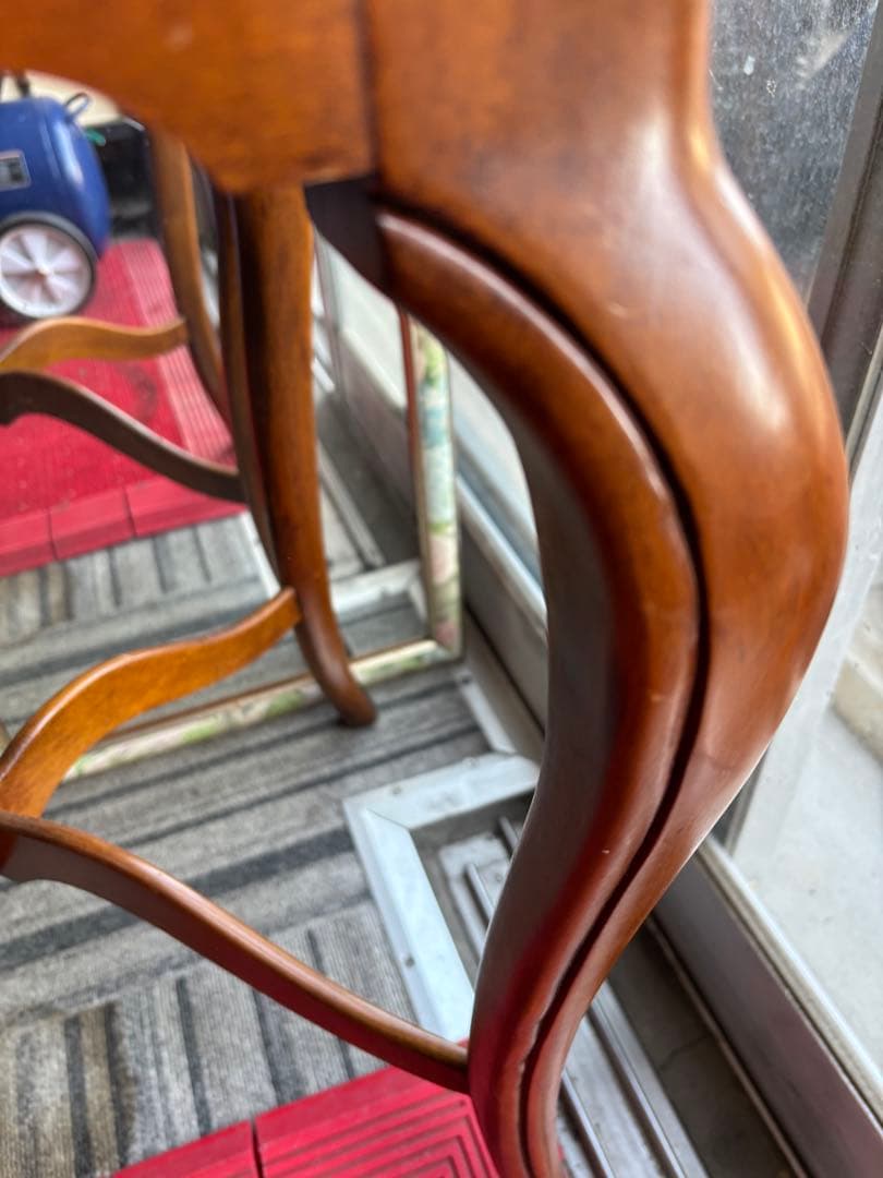 ブラウン木製猫足キャビネット 引き出し付き