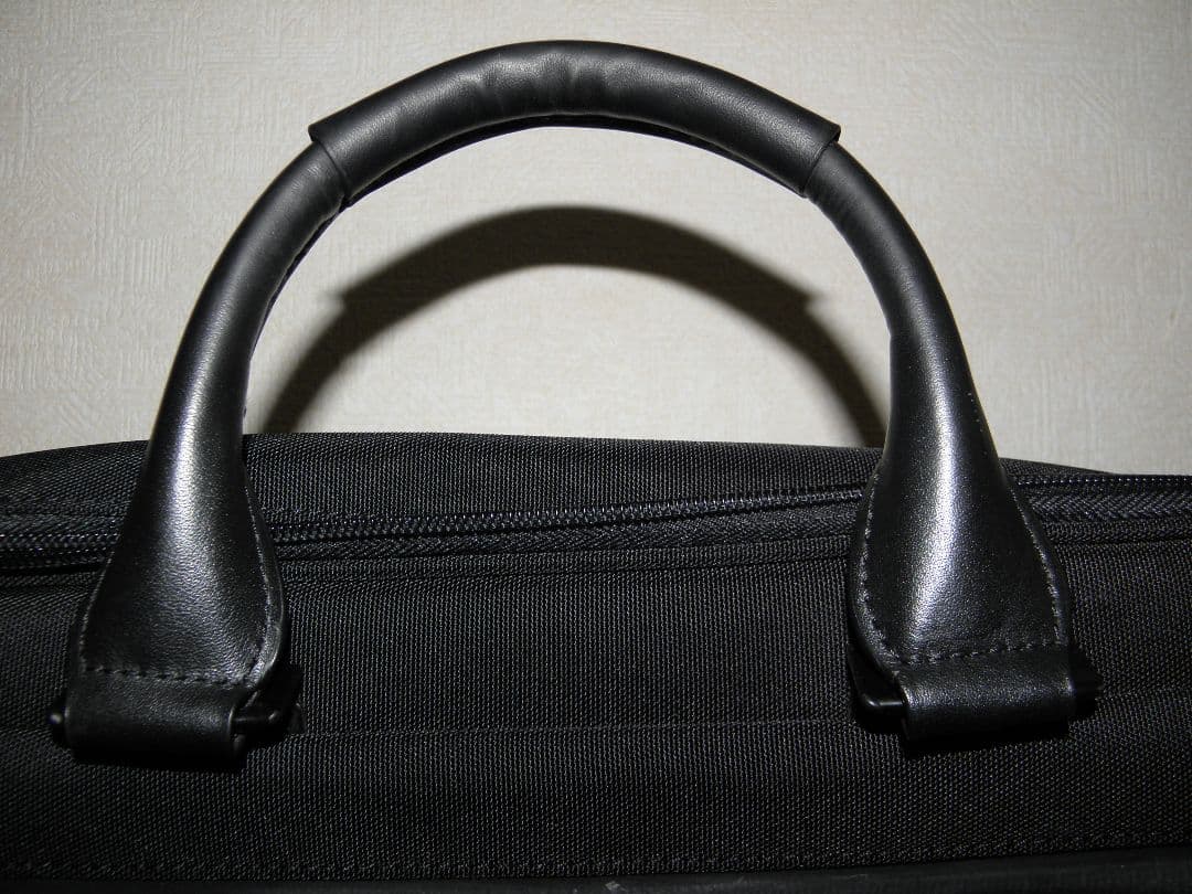 美品 ZERO HALLIBURTON ビジネスバッグ ブリーフケース 黒