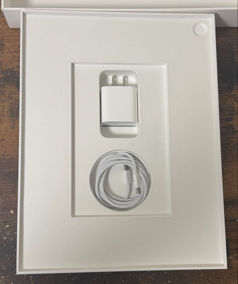 13インチiPadAir(M2)Wi-Fi128GBブルー【フィルム&ケース付】