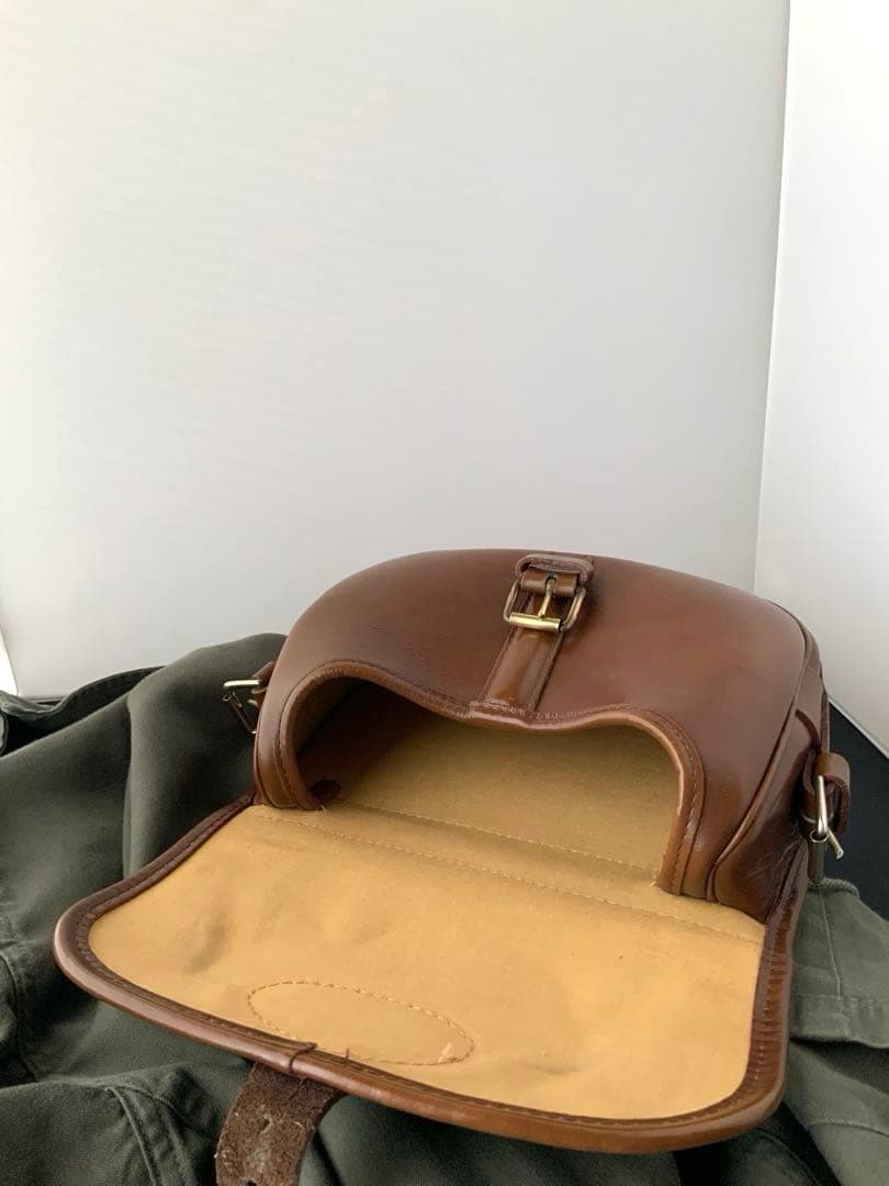 英国ミルナー 社製　本格的な本革カートリッジ(散弾/アモ)ショルダーバッグ