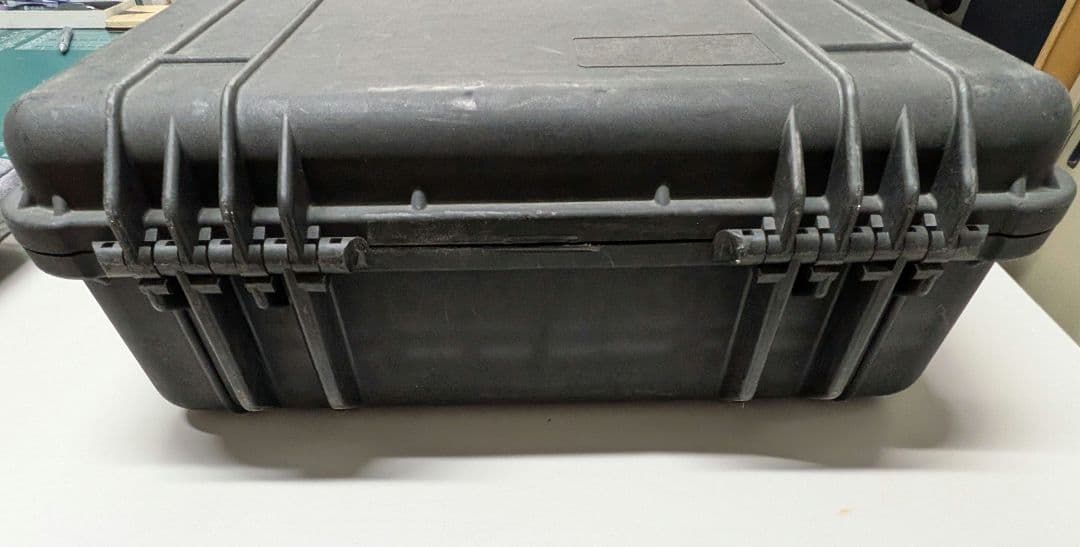 米軍放出品 PELICAN ペリカン1500ハードケース 中古