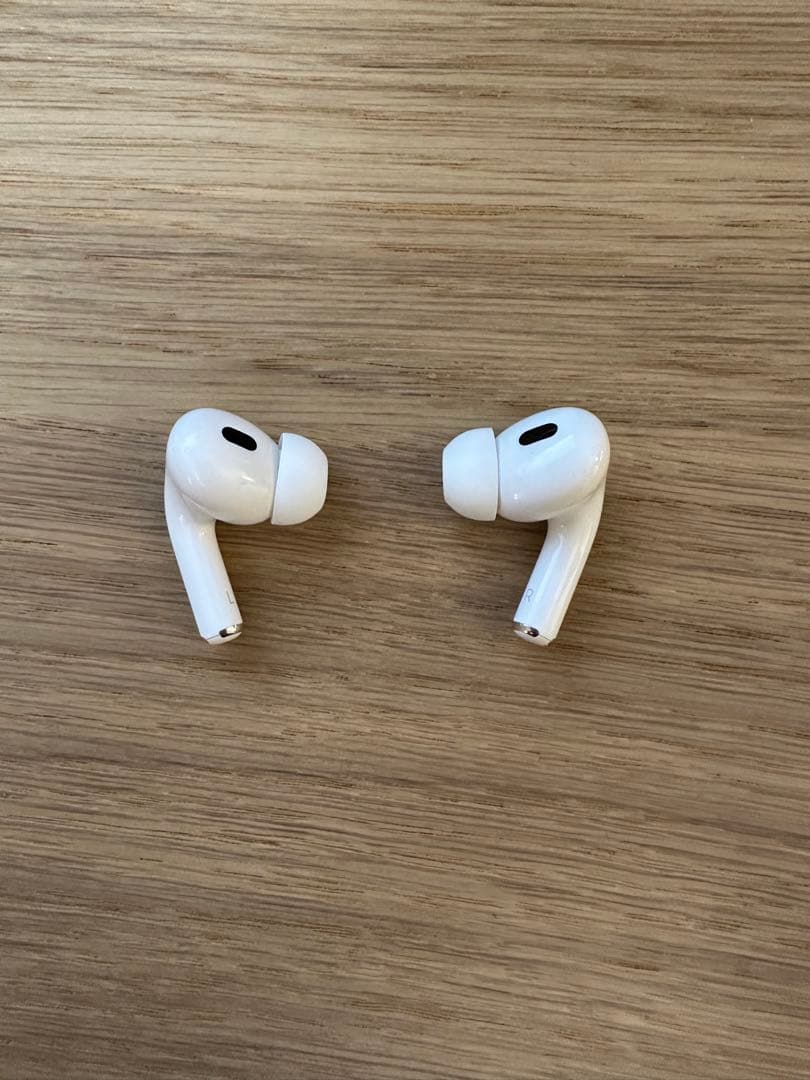 AirPods Pro 2 本体 充電ケース付き ホワイト
