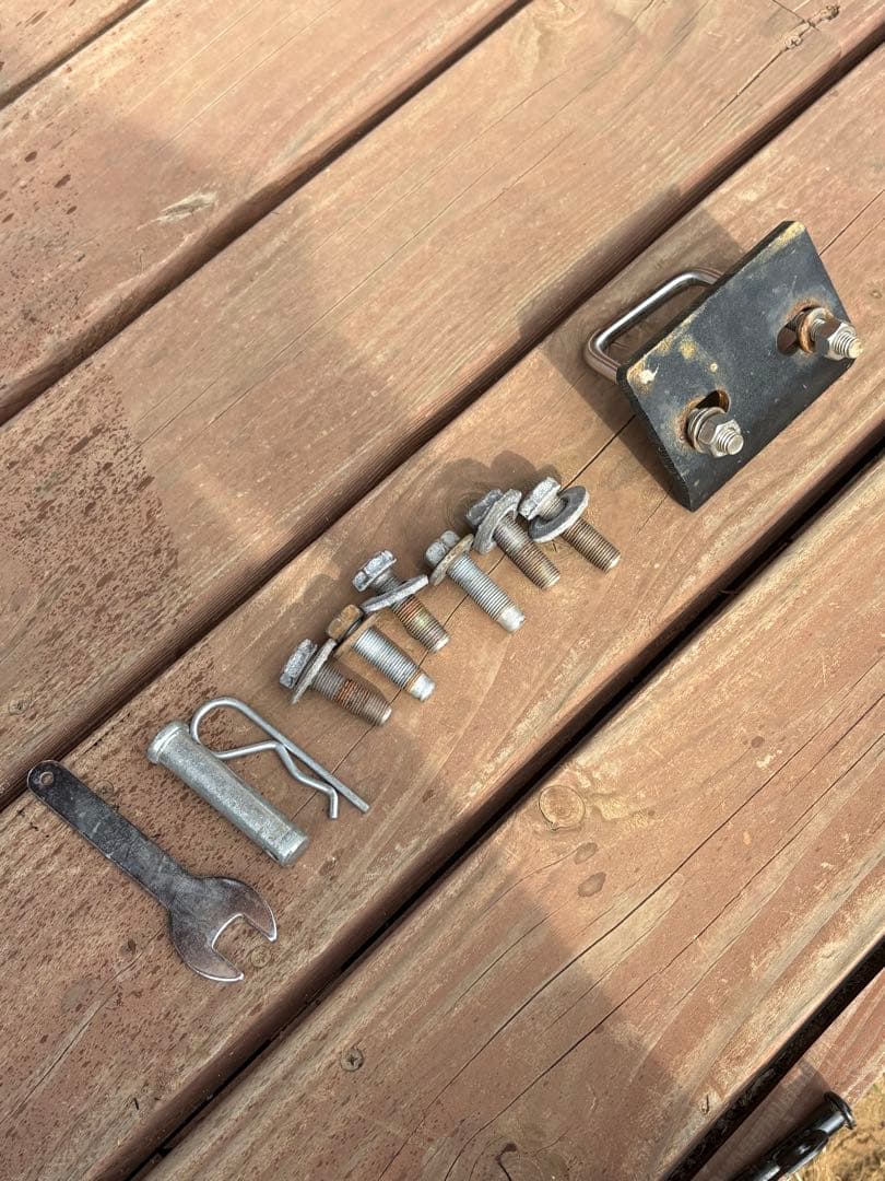 【本日限定値引き】トヨタ　ヴァンガード　ヒッチメンバー