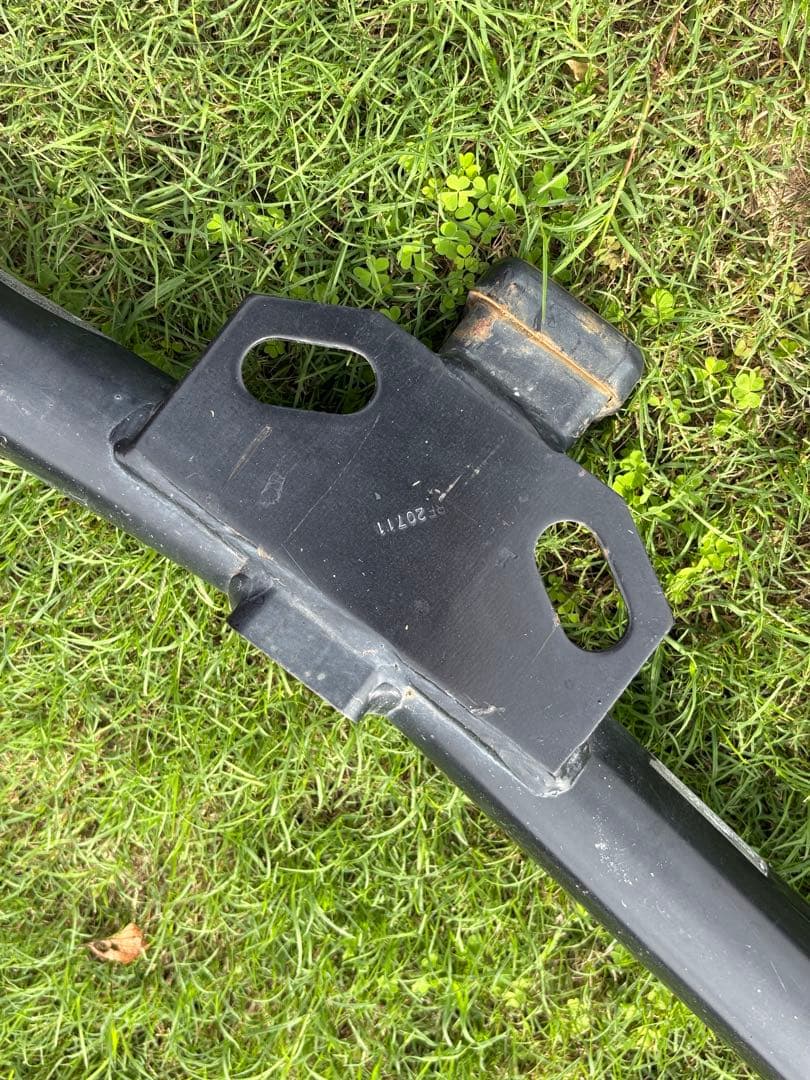 【本日限定値引き】トヨタ　ヴァンガード　ヒッチメンバー