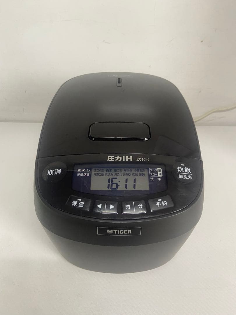 即日発送　美品　TIGER 圧力IH炊飯器 JPV-C100 ブラック　5.5合
