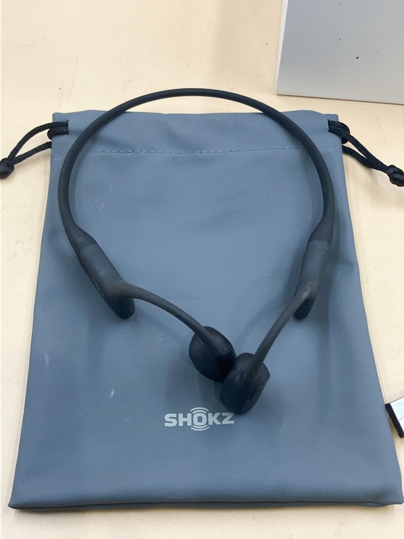 未使用に近い　SHOKZ OpenRun Mini 骨伝導イヤホン ブラック