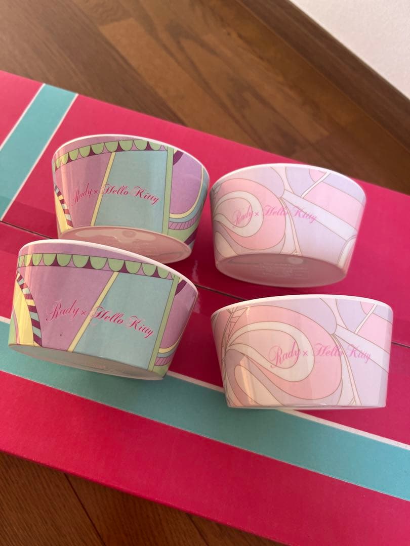 rady キティ　メラミンボウル　遊園地マーブル　2種類　4個纏め売り