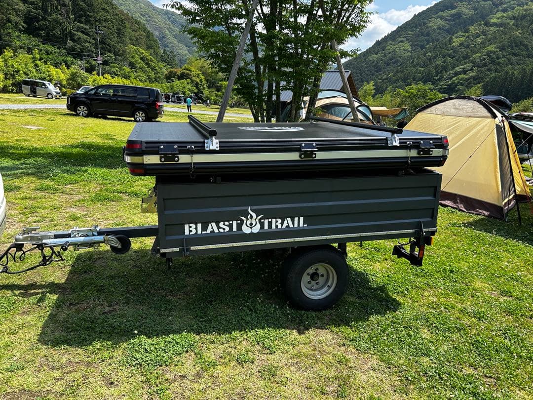 ダブルサイズキャリア付ルーフテント　アルミ材質　ワイルドランド　ロッククルーザー