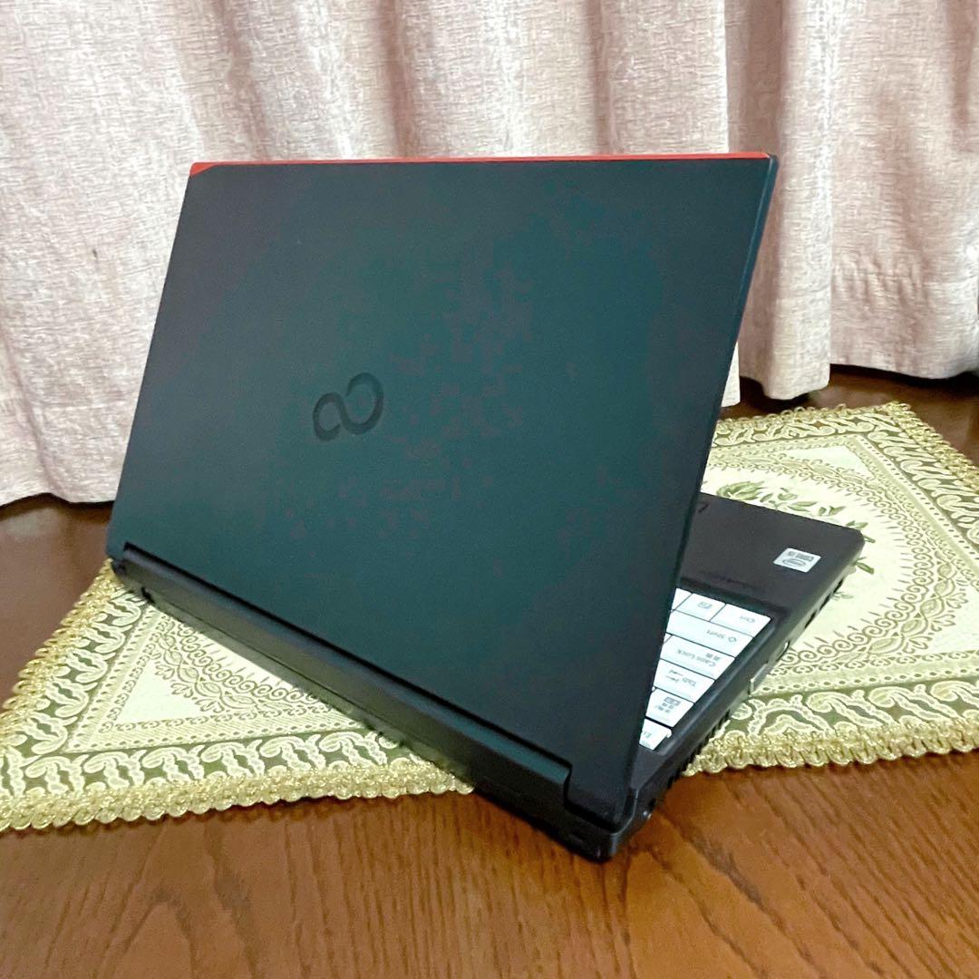 極美品⭐︎第10世代Corei5⭐︎SSD960G⭐︎ノートパソコン⭐︎オフィス付き