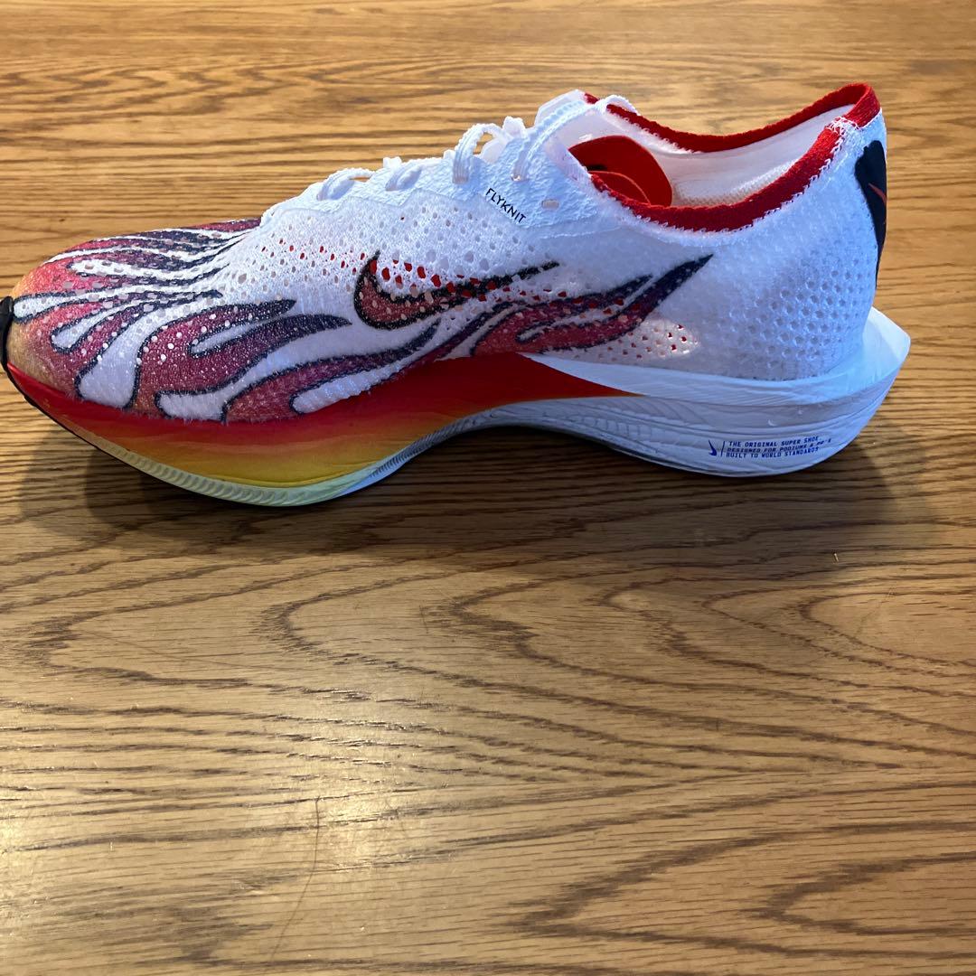 ナイキ ヴェイパーフライ3 27.5センチ