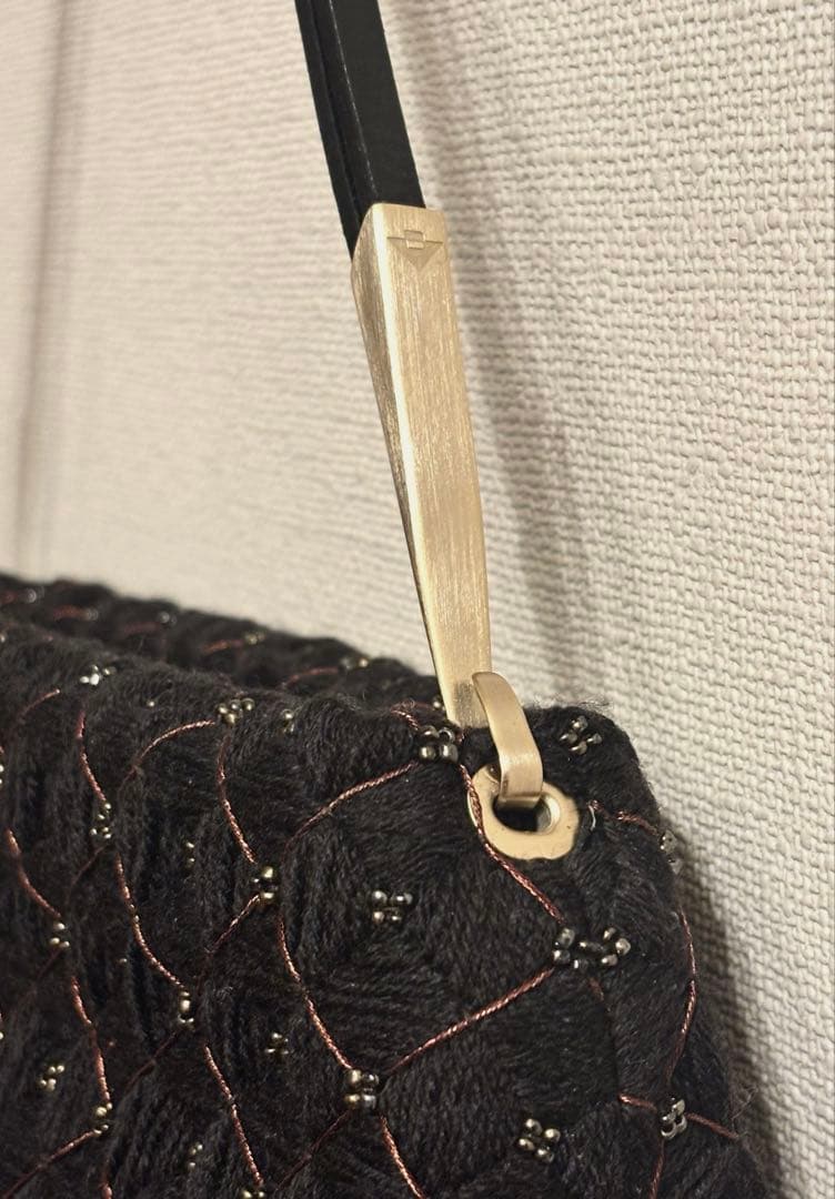 ボッテガヴェネタ ハンドバッグ 肩掛け 黒 ニット×ビーズ×ラメ刺繍×レザー