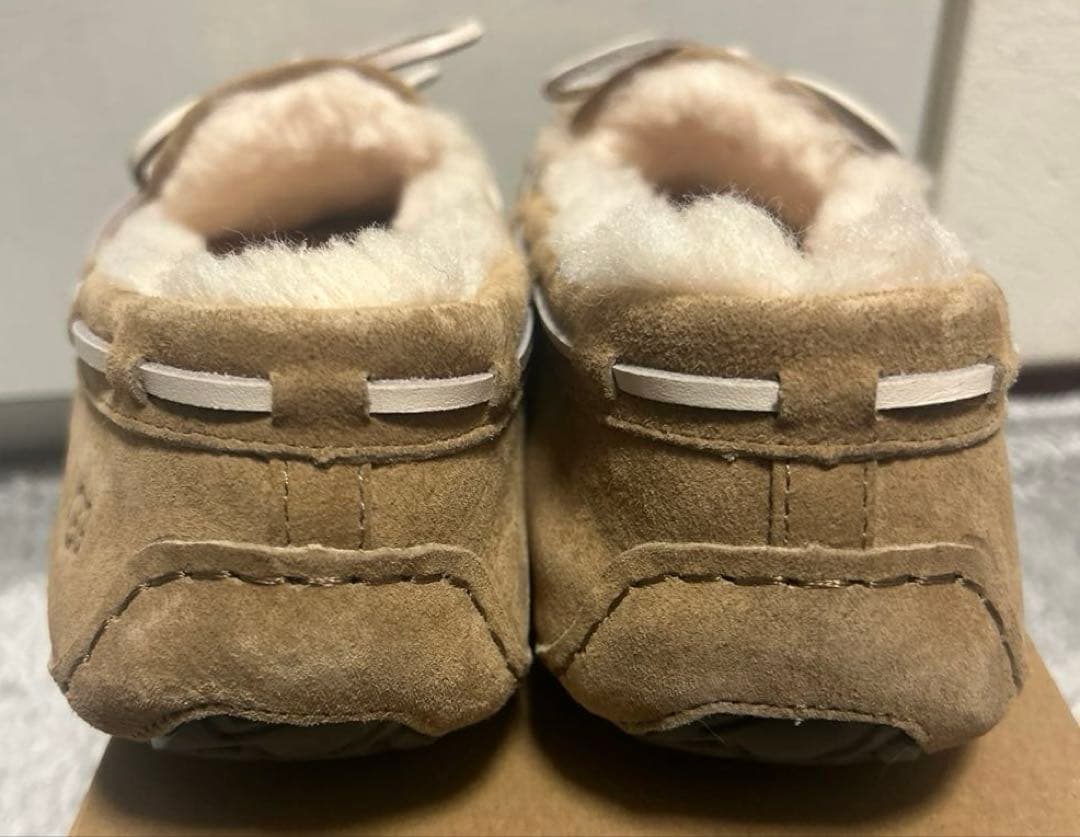 値下げ✩︎⡱UGG DAKOTA TABACO 25cm モカシン
