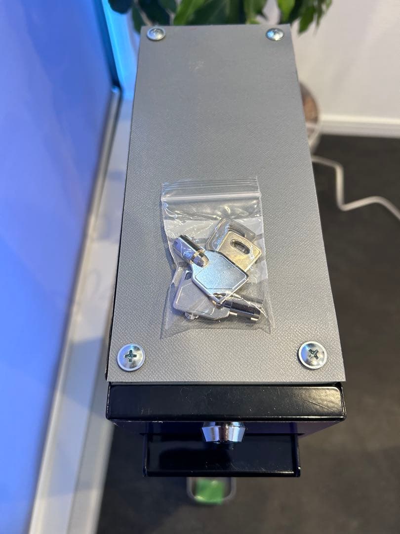 GLORY EMS-7 両替機　新品　1000円を100円10枚　新旧札対応