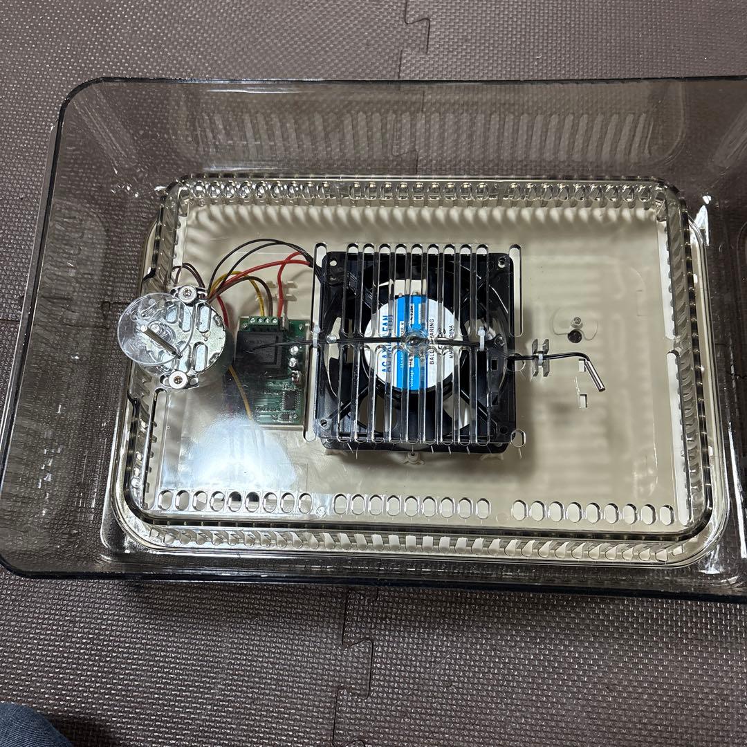 孵化器　インキュベーター　JANOEL24