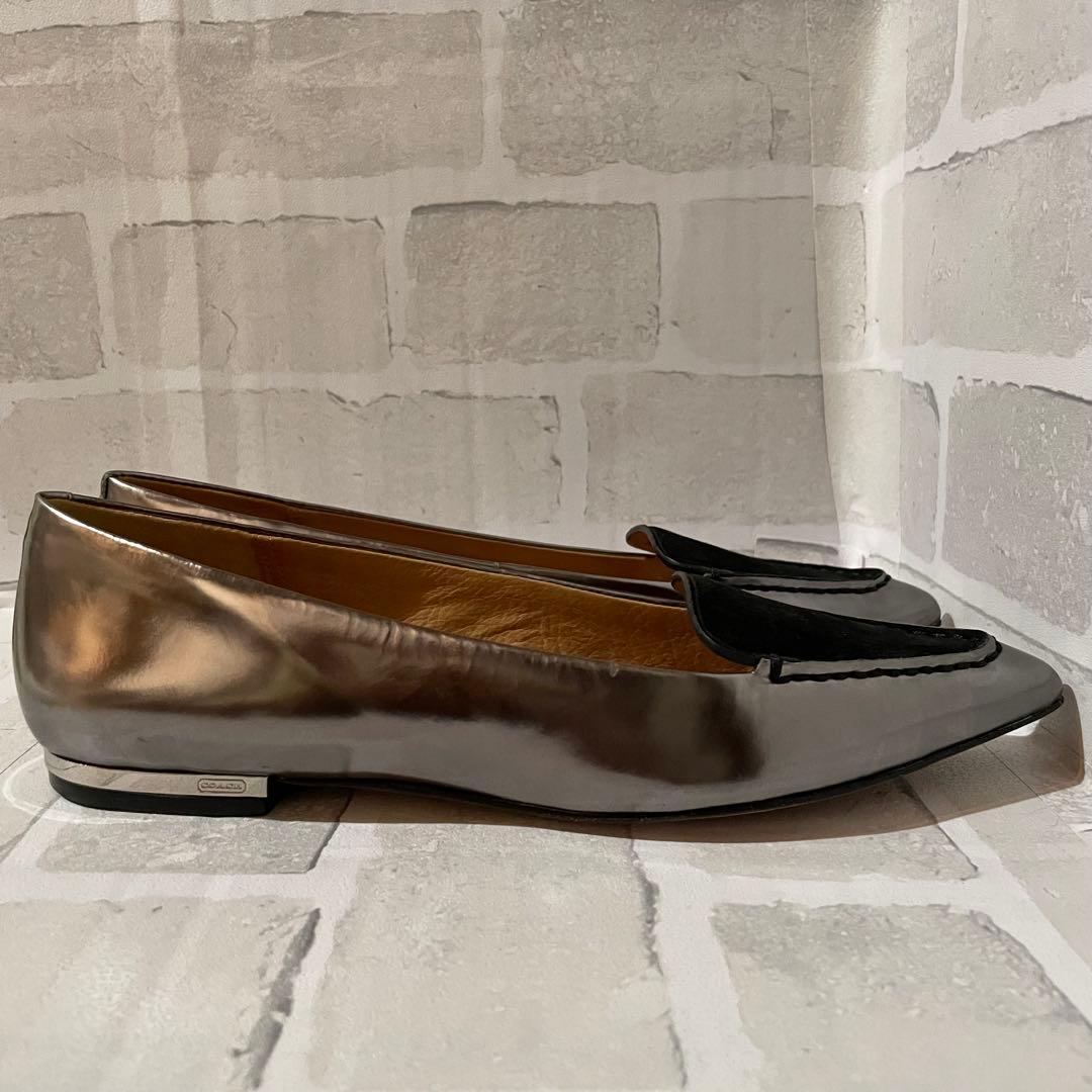 【極美品】COACH フラットシューズ メタリック＆ブラック 38.5 B
