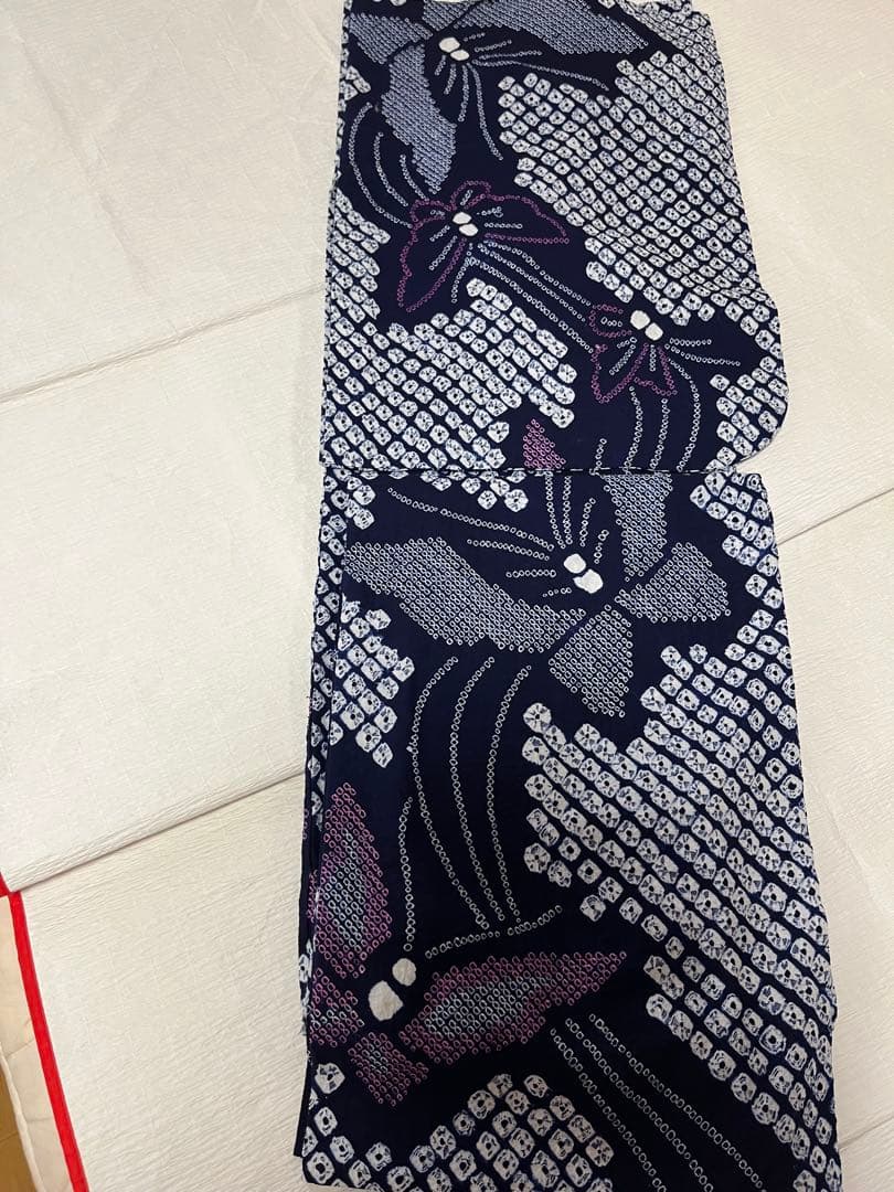 有松鳴海絞り浴衣 蝶柄