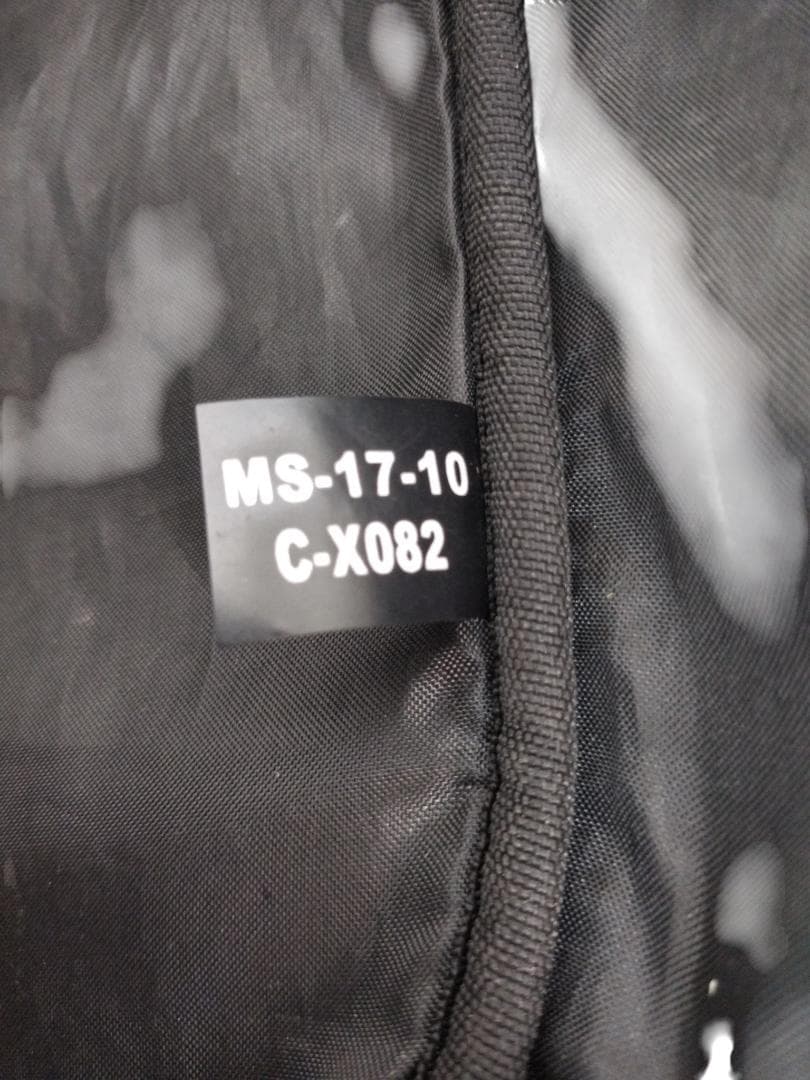 XXIO ゼクシオ ゴルフバッグ　フード付き【10-101】