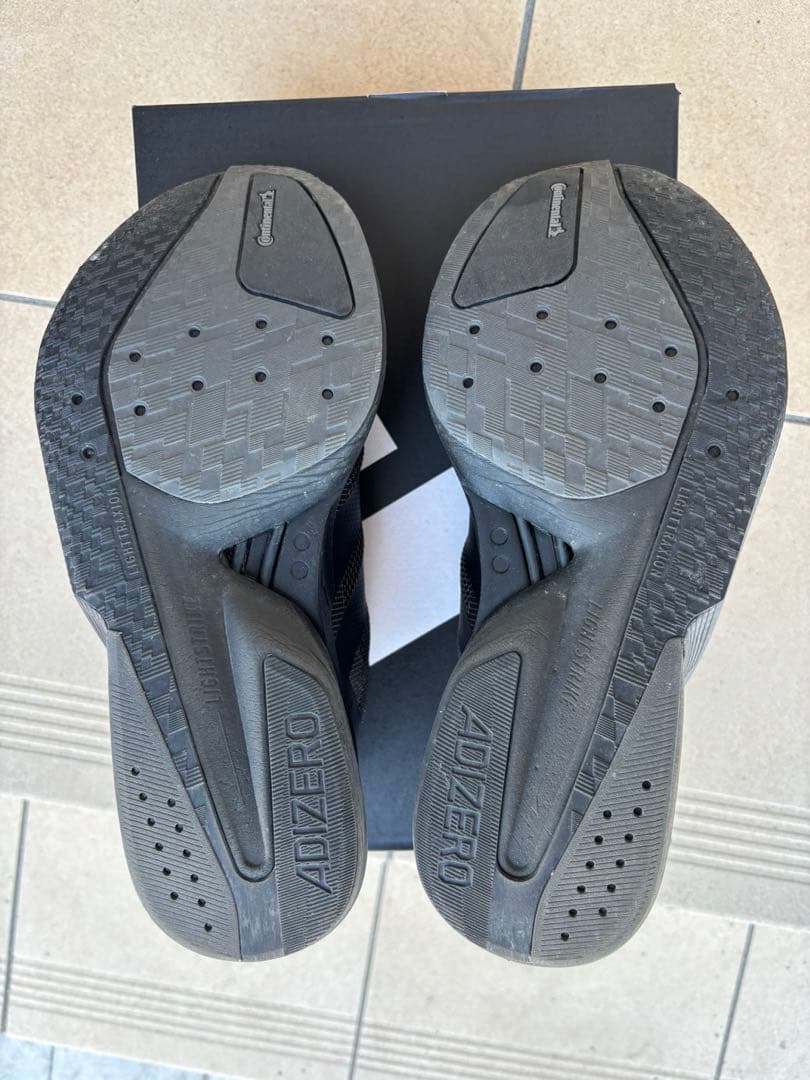 アディゼロボストン13 27センチ