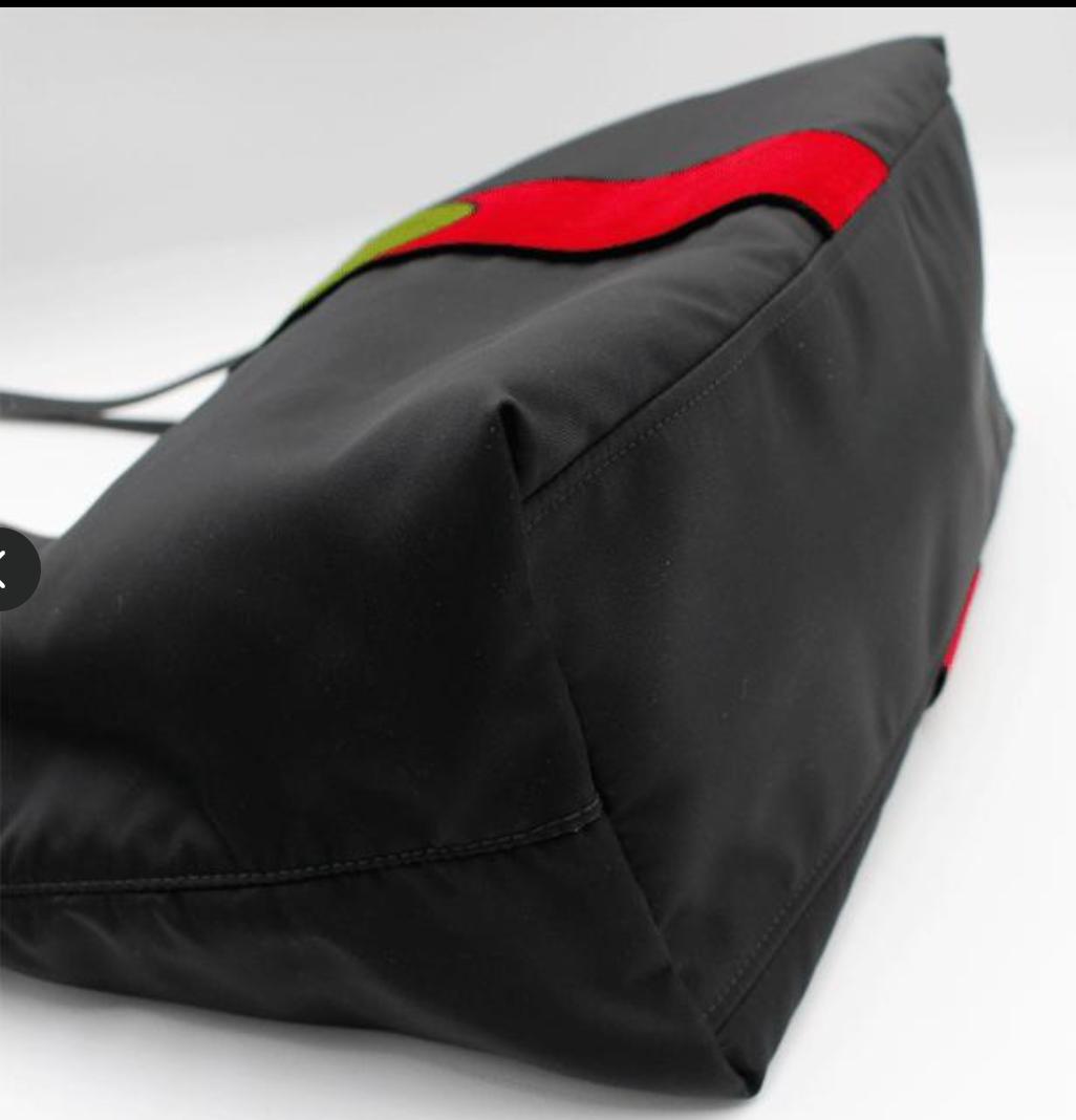 PRADA　プラダ　ナイロントートバッグ　ベルベット柄　ブラック