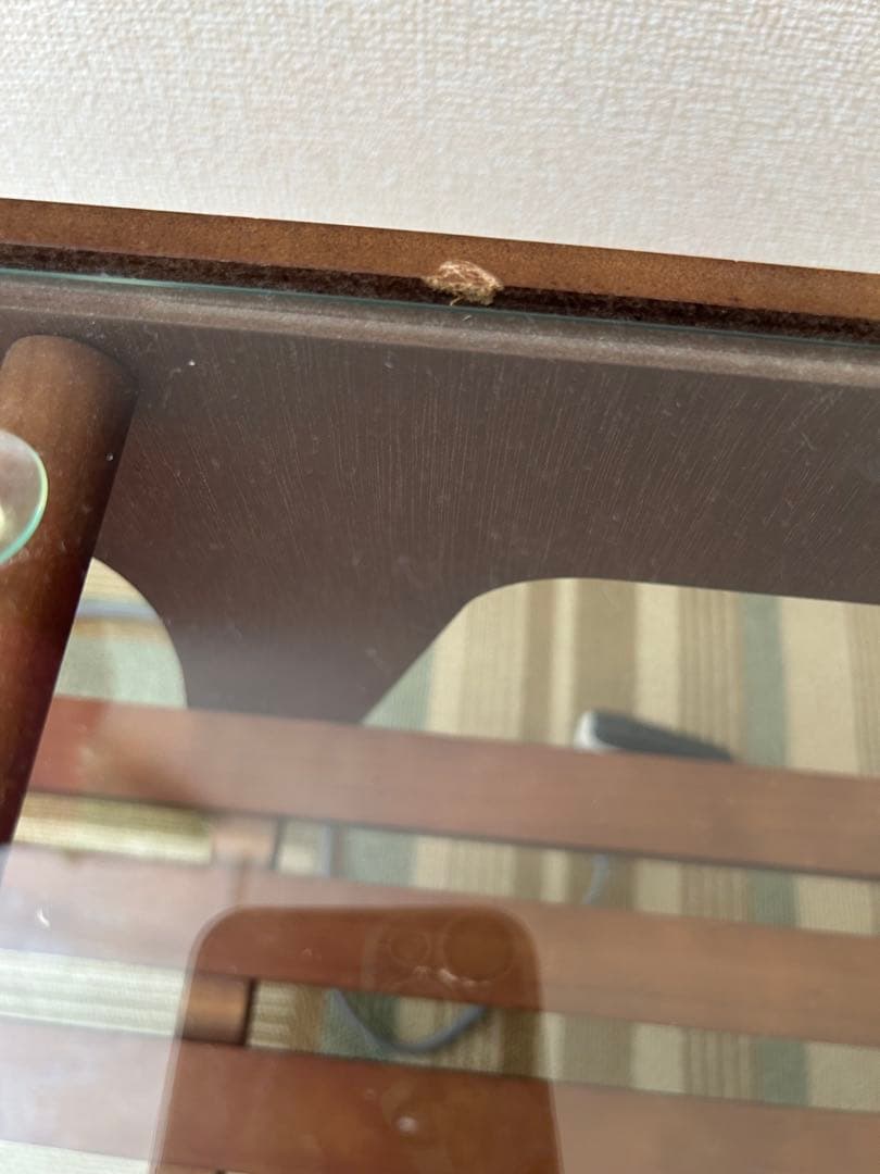 ガラステーブル