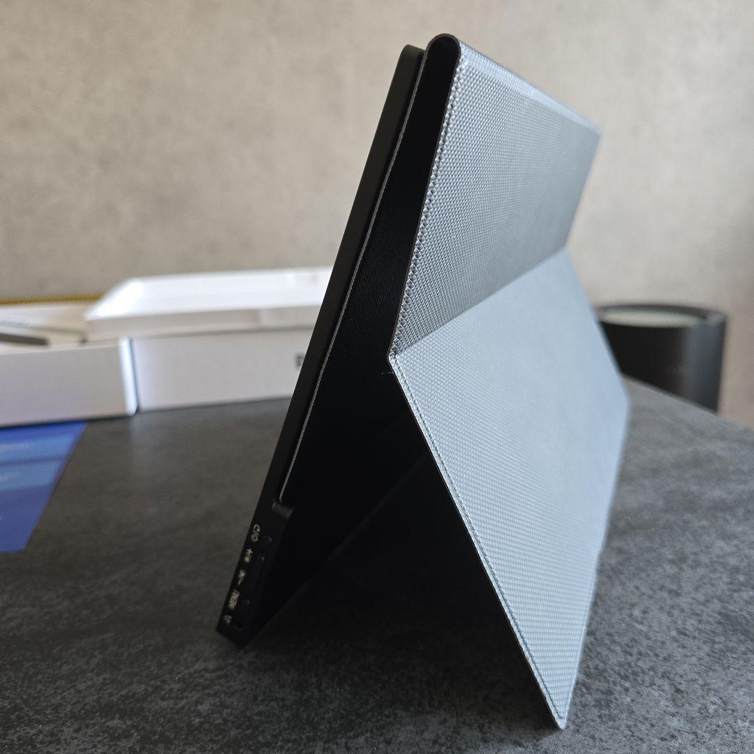 美品　ポータブルモニター USB-C接続　15.６インチ