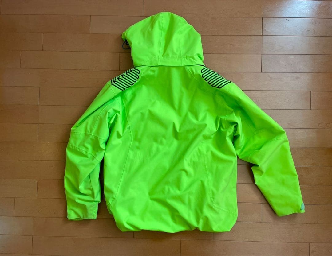 GOLDWINスキージャケット　メンズSサイズ（レディースもOK）