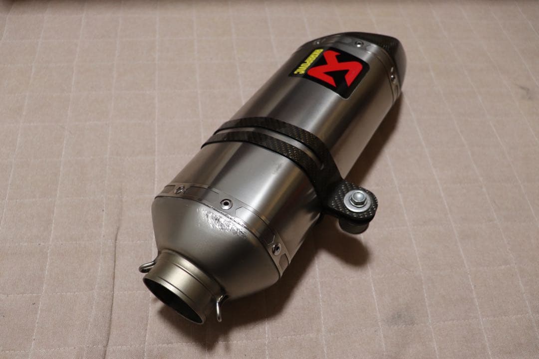 【値引き】KTM 690DUKE AKRAPOVICマフラー