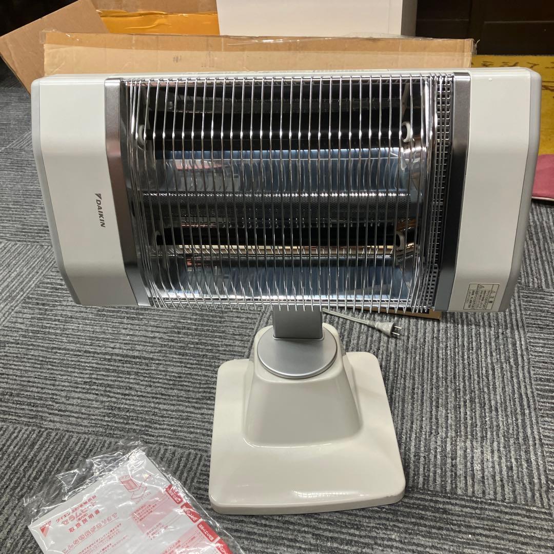 美品ダイキン セラムヒート 遠赤外線 2008年製 ERFT11KS