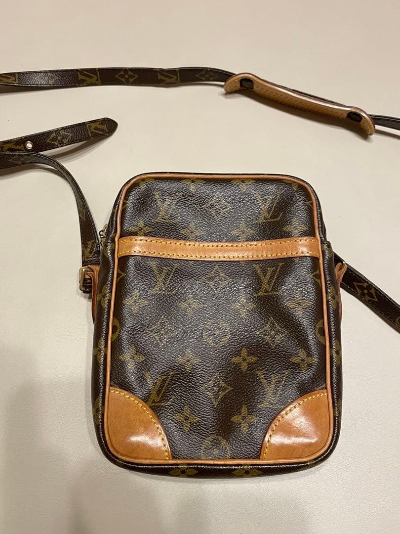 I*H様 【即決可能 】Louis Vuitton モノグラム　ダヌーブ　ショル