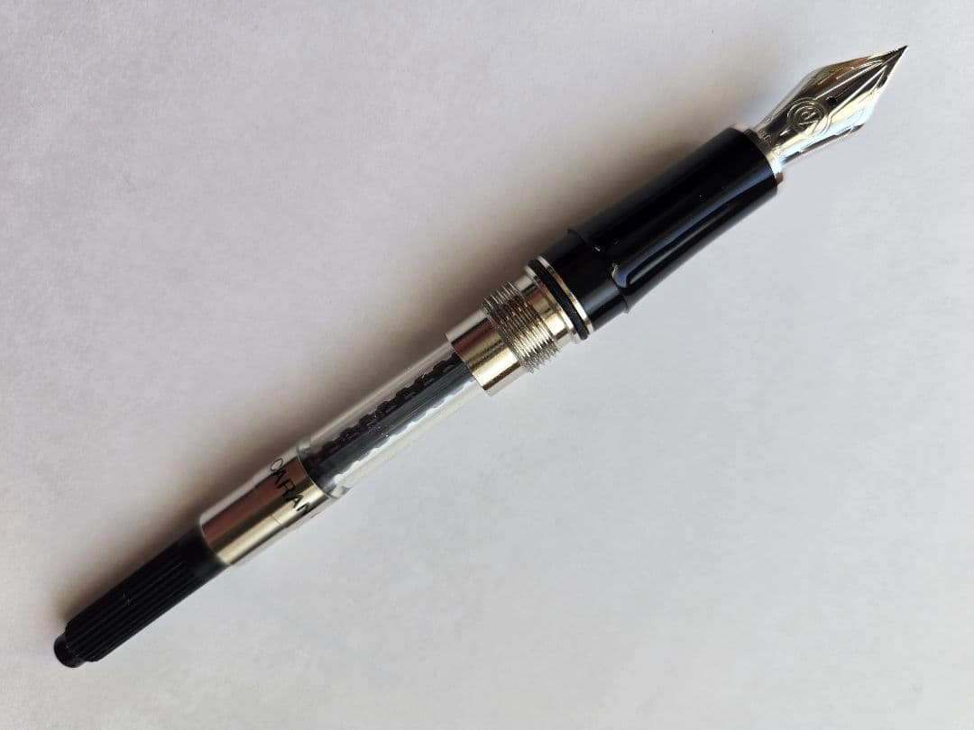 カランダッシュ レマン 万年筆 ターコイズ、インク付