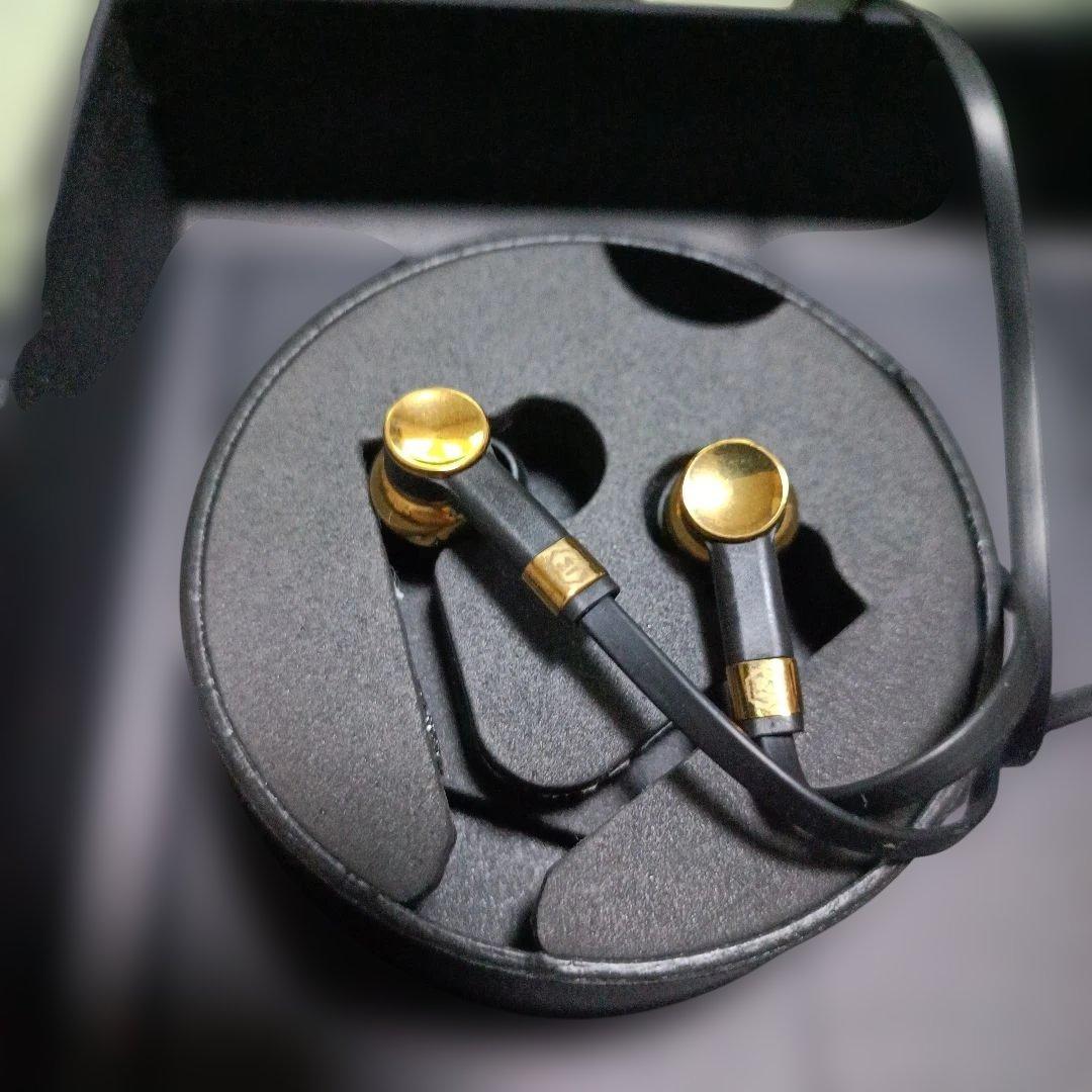 MASTER & DYNAMIC ME05 有線イヤホン ゴールド/ブラック