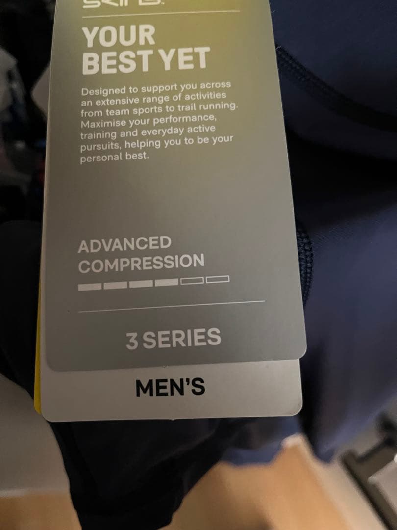★新品未使用★SKINS メンズ タイツ 3シリーズ ネイビー Ｍsize