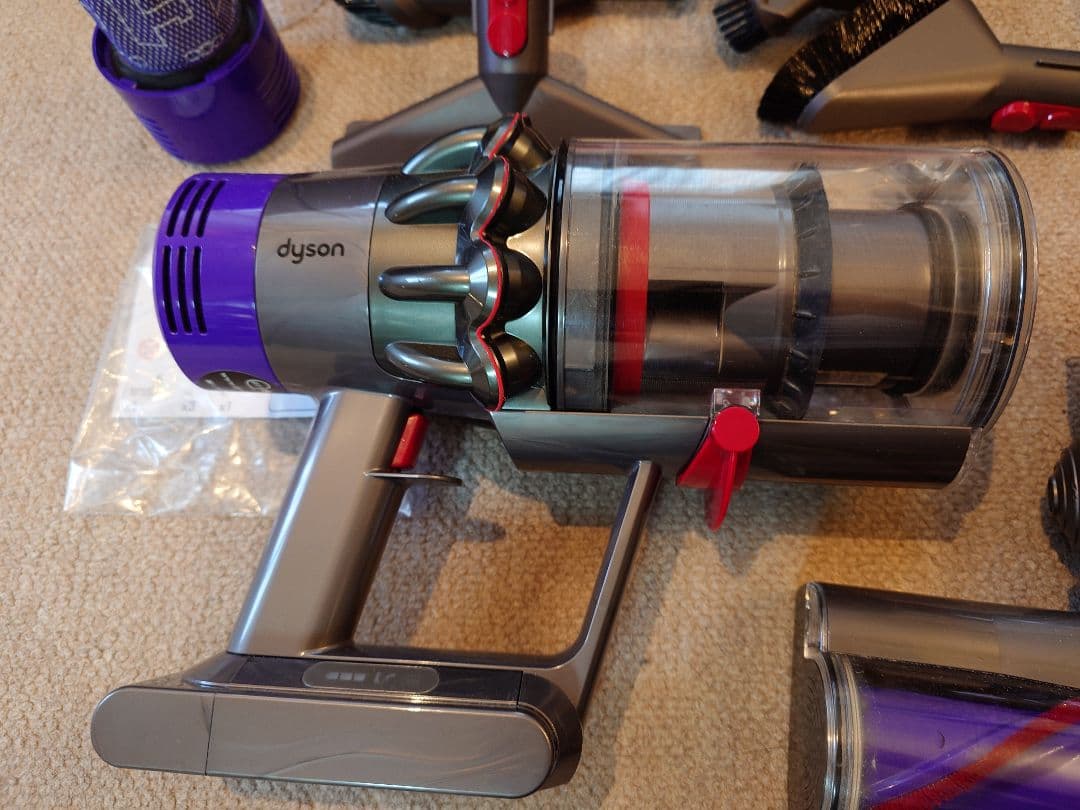 DysonダイソンV10(SV12) ジャンク品バッテリーは純正新品交換済未使用