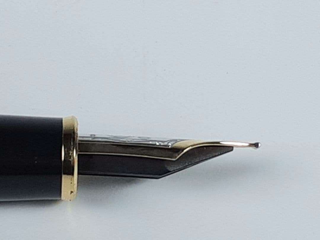 MONTBLANC MEISTERSTUCK 4810 万年筆 14K
